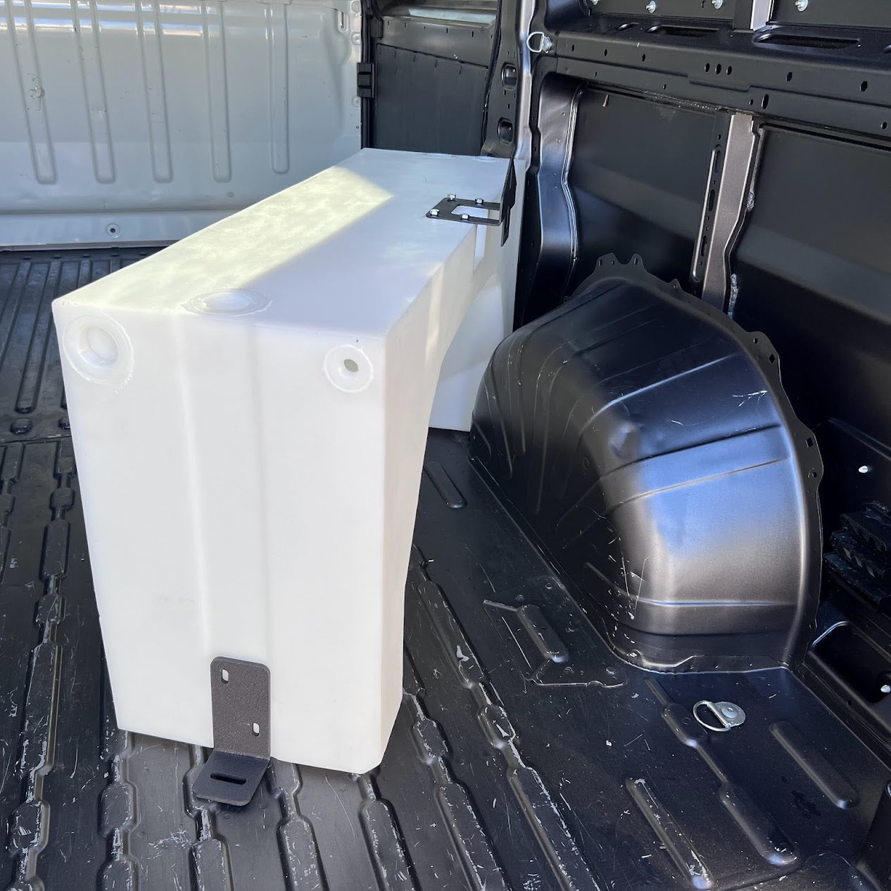 39 Gallon Wheel Well Water Tank for 2013-2024 Dodge / RAM Promaster 1500, 2500, 3500 136", 159", and 159" EXT