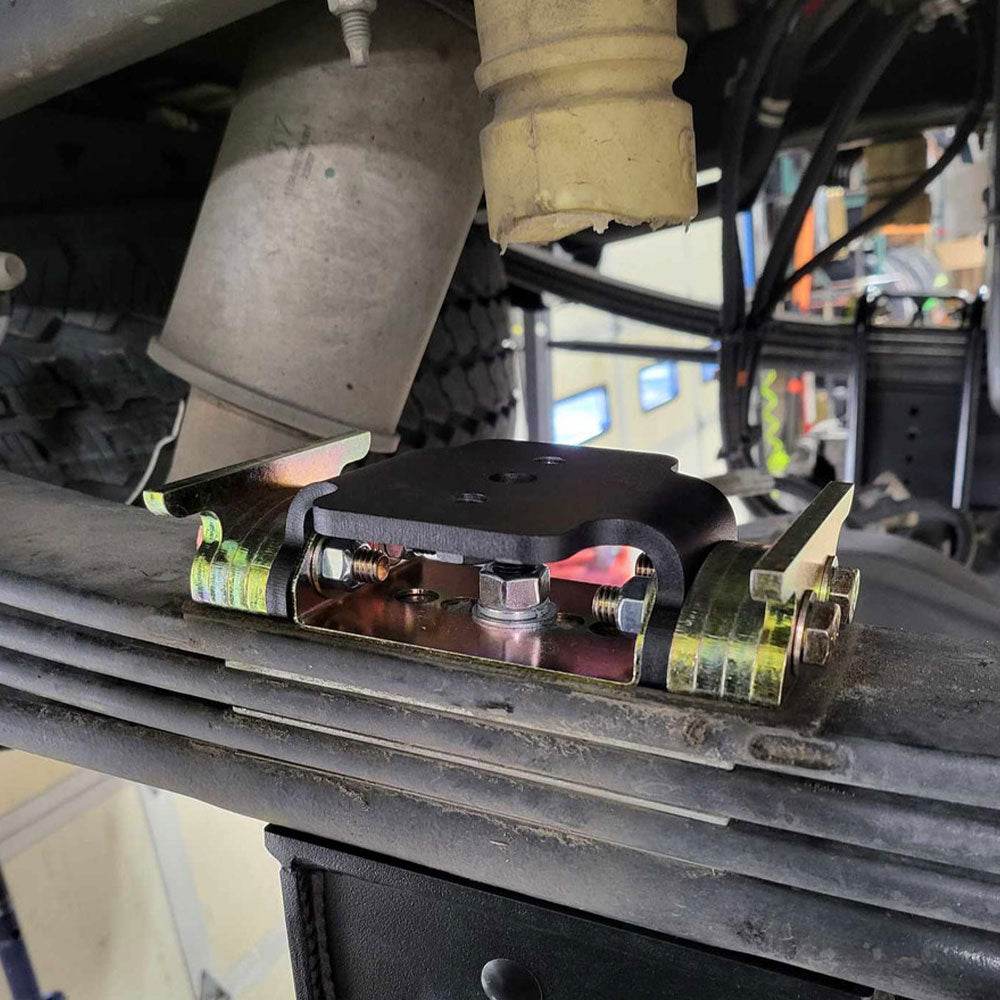Weld-On Rear Air Bag Mounting Brackets - Upper & Lower Set For 2.75" Axle, Universal Suspension Upgrade