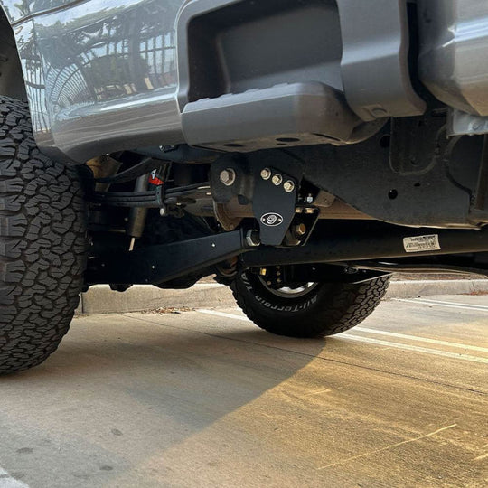 Close up Torxz Traction Bar Kit, 2017+ SRW F250/F350 - S&B