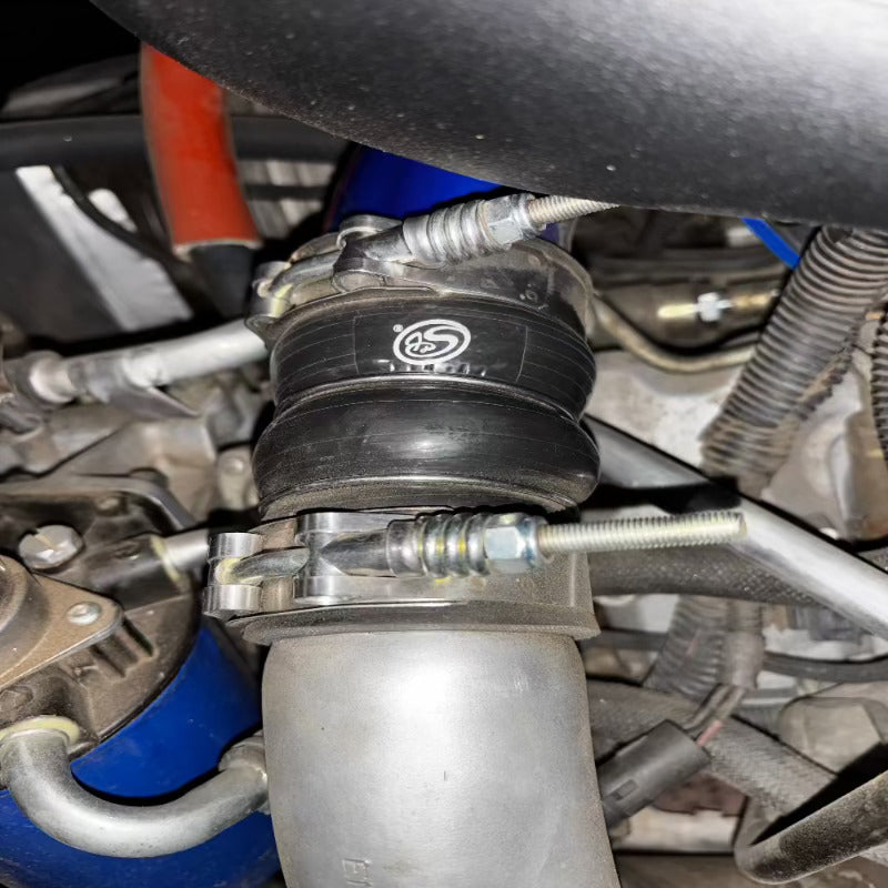 Close-up of an SB Filters Hot and Cold Side Boot Kit For 2004.5-2005 Chevy / GMC Duramax 6.6L (LLY) installed in a car